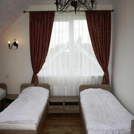 Memelio Dvaras Inn