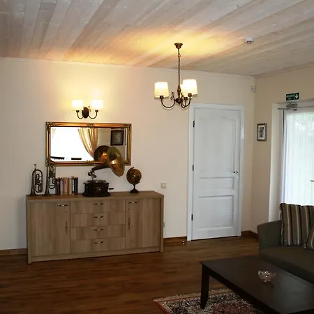 Memelio Dvaras Inn Klaipeda